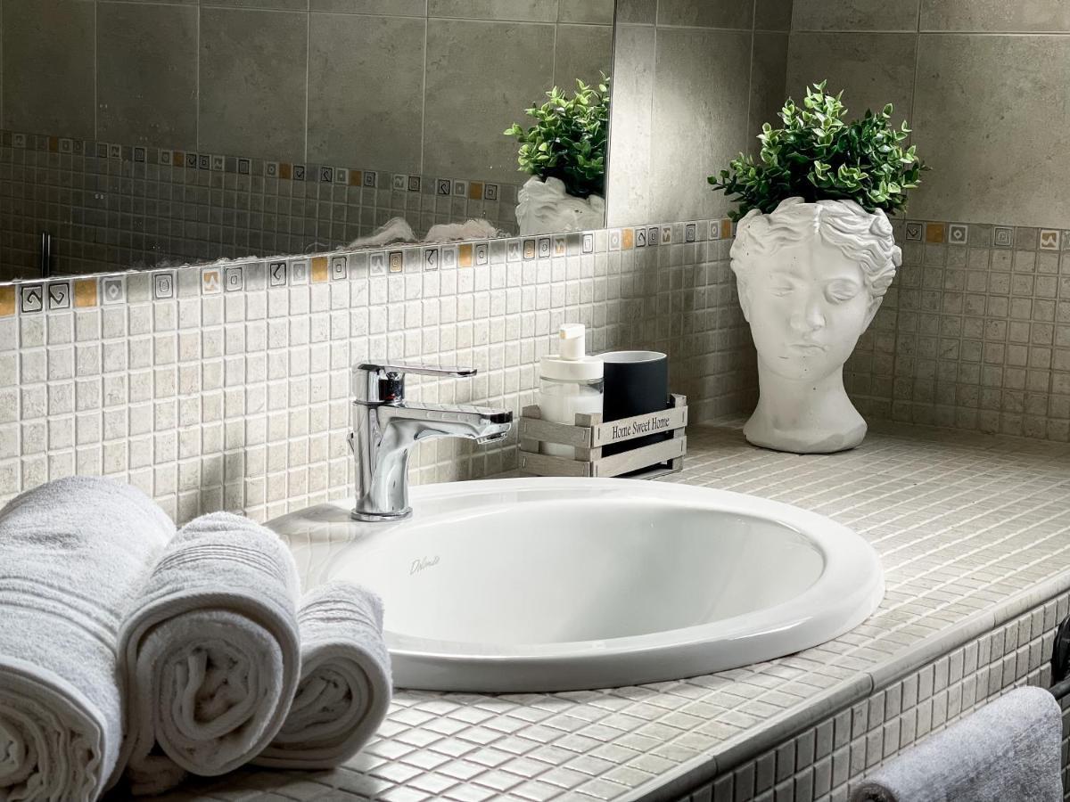 Apartament Sestio House Rzym Zewnętrze zdjęcie